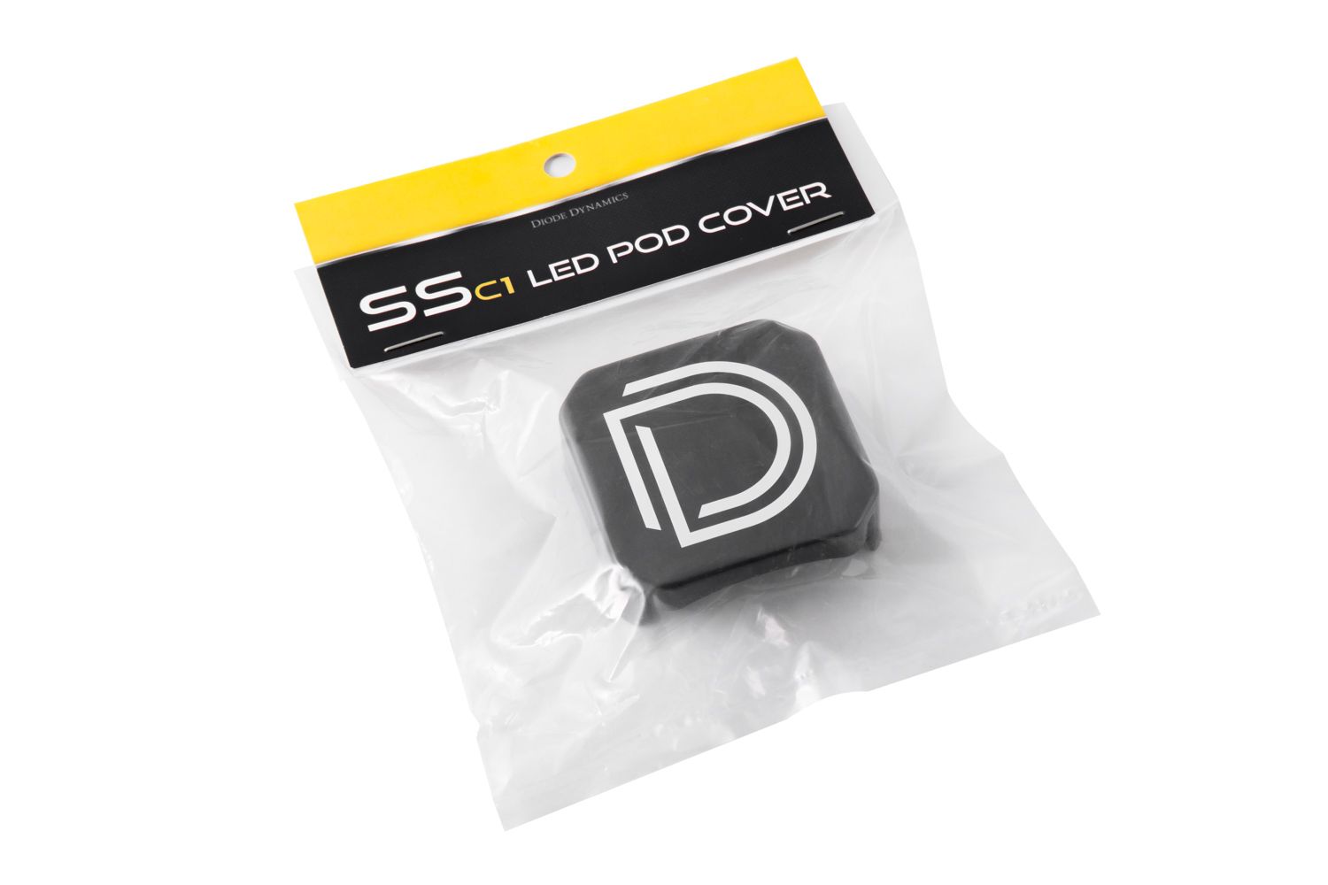 dd6603_c1_lens_cover_black_packaging